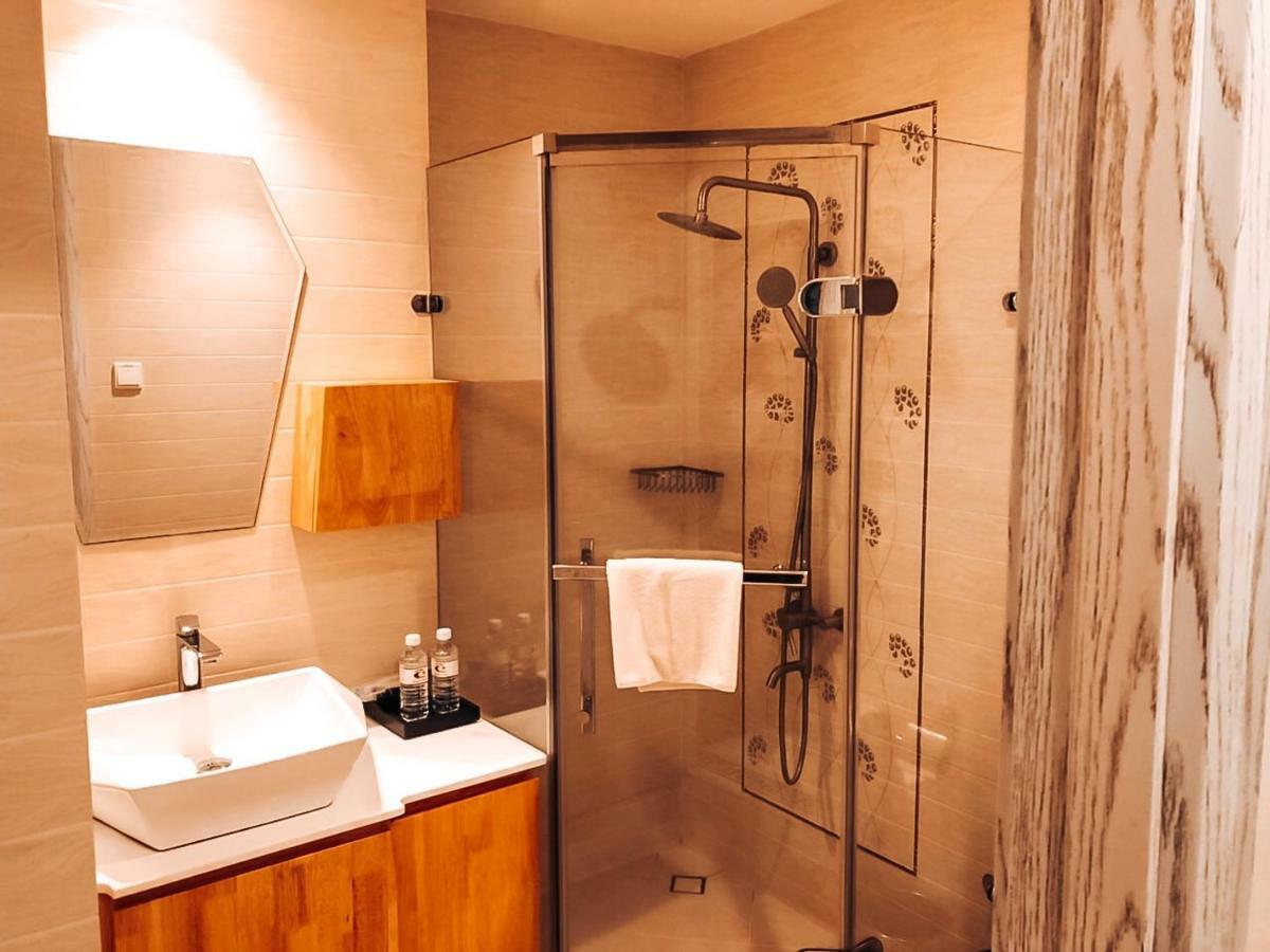 Tuong VI Hotel Saigon Ho Şi Min Dış mekan fotoğraf